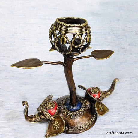 Dokra Lotus Candle Stand Chhattisgarh
