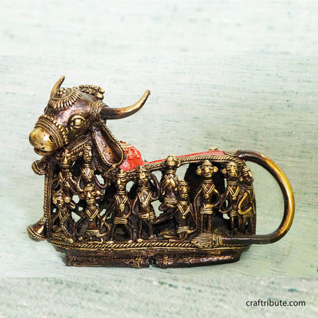 Dhokra Nandi with Figurines Design – Big