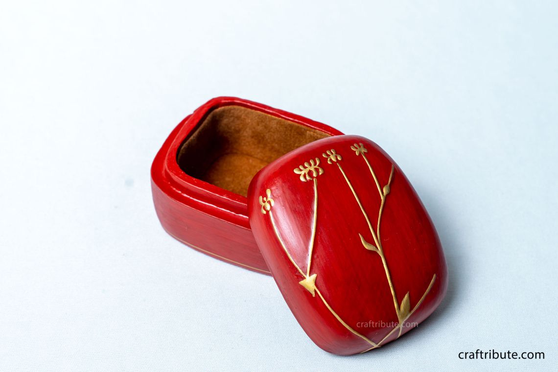 Papier-mâché – Trinket Box