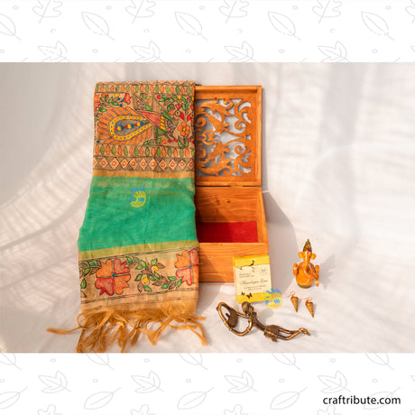 Gift Hamper for Him & Her (Treasure Box)