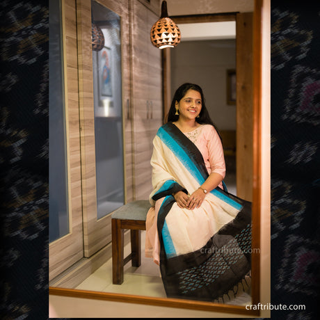 Pochampally Double Ikat Handloom Stole| Craftribute | Black & White With Blue Border | 91 cm x 234 cm