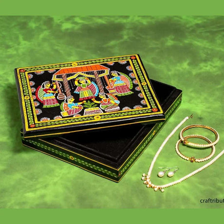 Tikuli Art – Jewellery Box – Courtyard