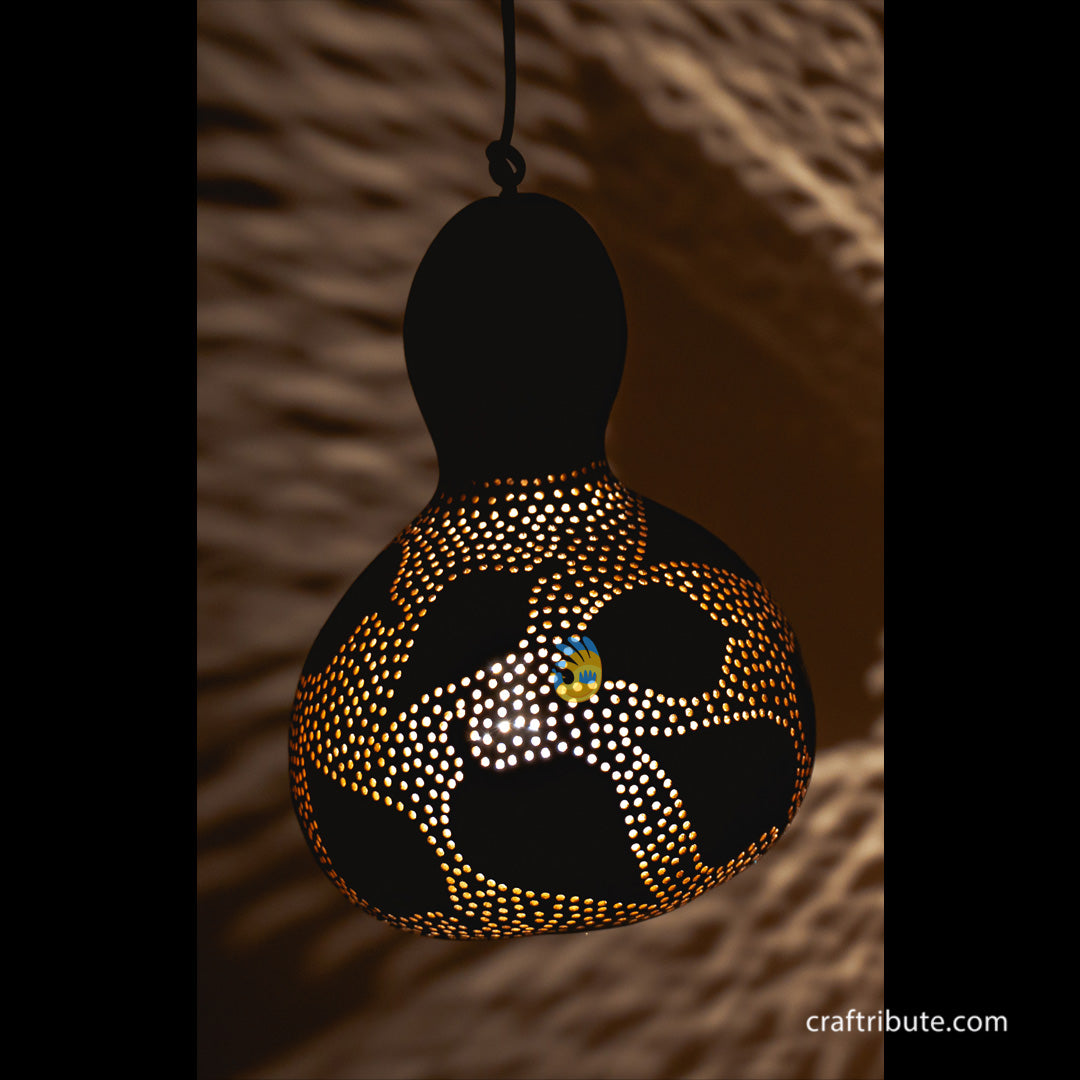 Tumba (Bottle Gourd Shell) Lamp – Leaves