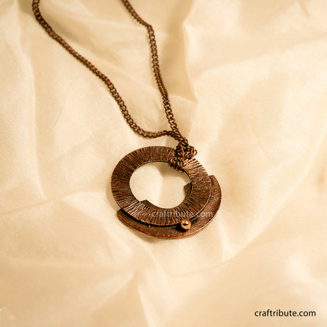 Minimalist yet stylish handcrafted copper pendant with delicate copper chain